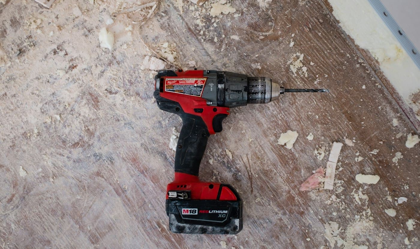Close work with wood and simple hand tools